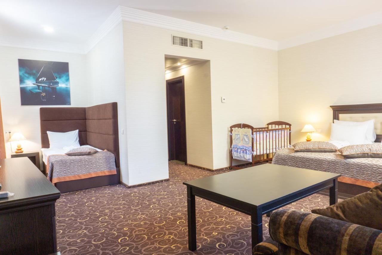 Alfavito Kyiv Hotel Room photo
