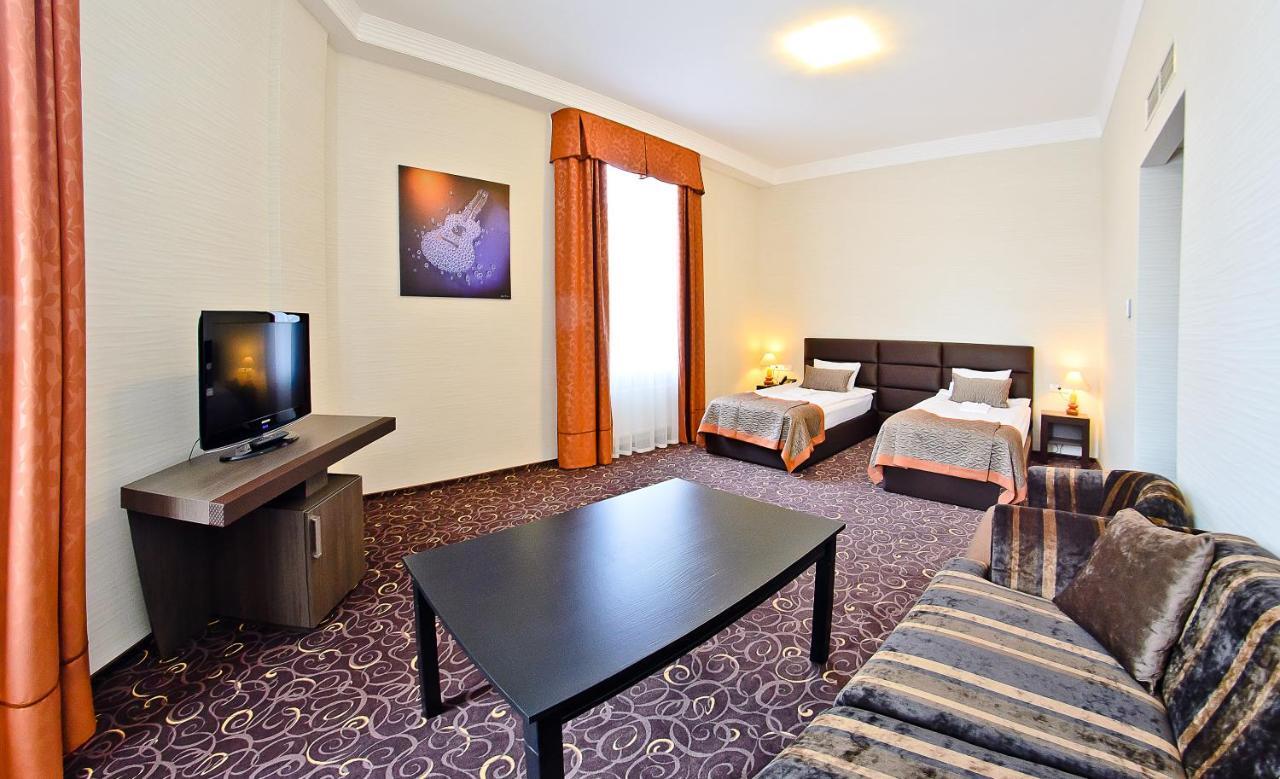 Alfavito Kyiv Hotel Room photo